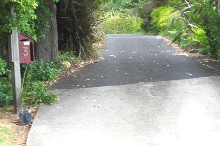 Photo of property in 3 Summit Drive, Torbay, Auckland, 0630