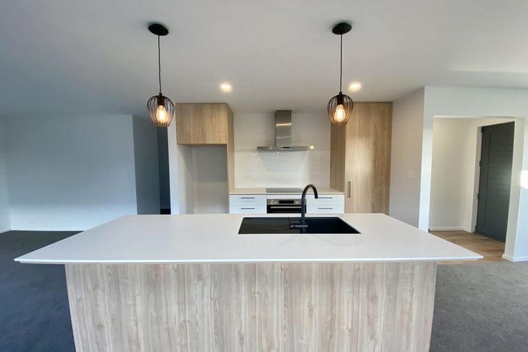 Photo of property in 20 Palmer Avenue, Glen Eden, Auckland, 0602