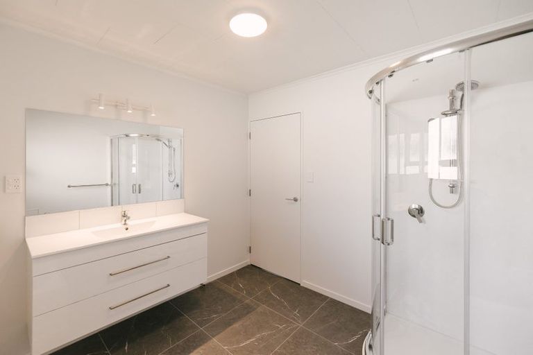 Photo of property in 2 Cypress Way, Levin, 5510