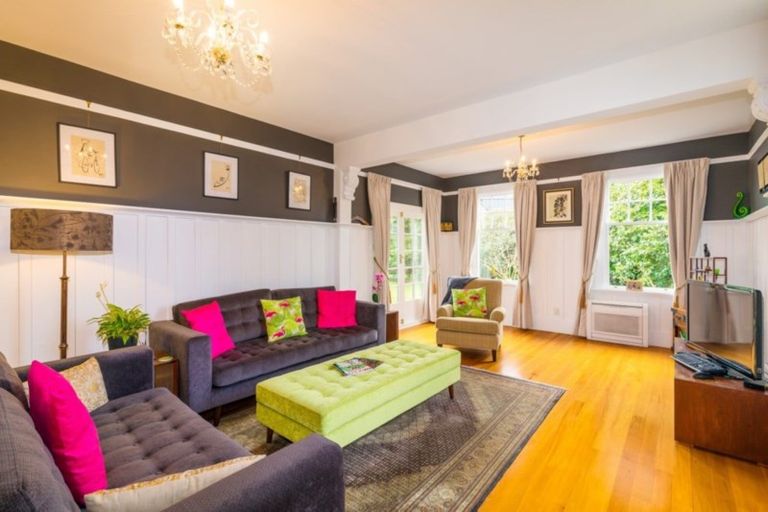 Photo of property in 1 Thornycroft Street, Fendalton, Christchurch, 8052