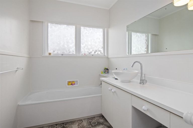 Photo of property in 4 Foy Road, Pukekohe, 2120