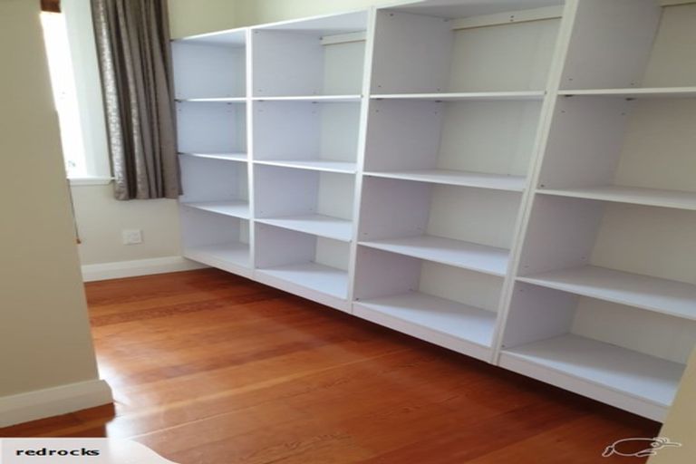 Photo of property in 333 The Parade, Island Bay, Wellington, 6023