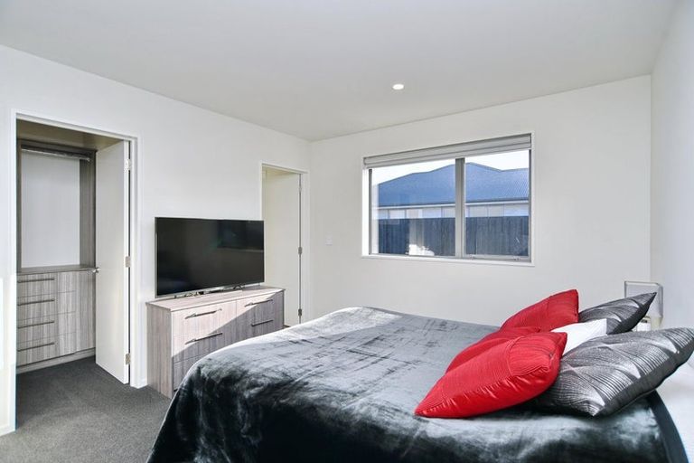 Photo of property in 36 Plover Avenue, Amberley, 7410