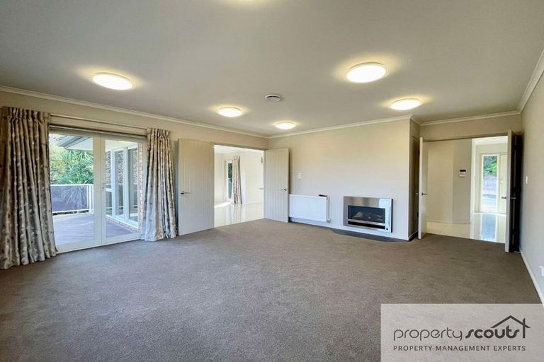 Photo of property in 6c Highfield Place, Highlands Park, New Plymouth, 4312