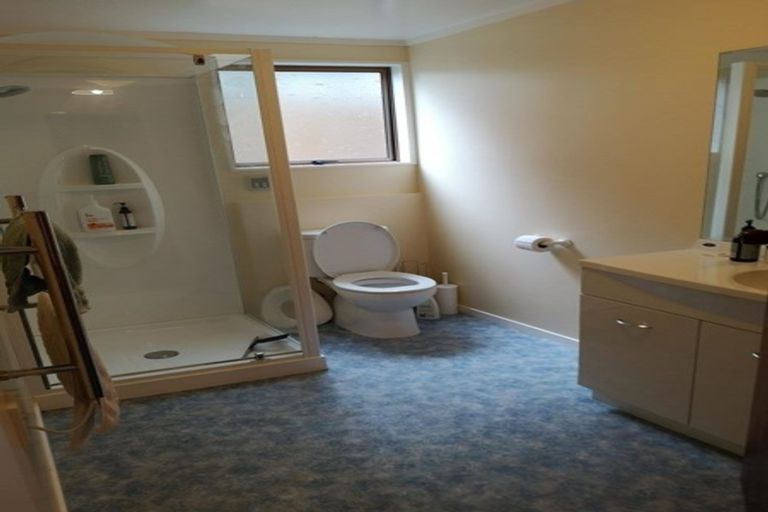 Photo of property in 15 Chestnut Grove, Maungaraki, Lower Hutt, 5010