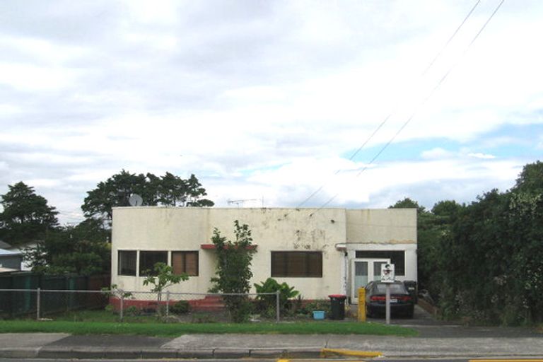 Photo of property in 12 Hamlin Road, Mount Wellington, Auckland, 1060