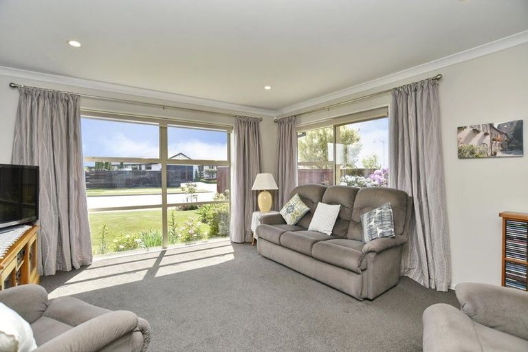 Photo of property in 6 Brockelbank Drive, Kaiapoi, 7630