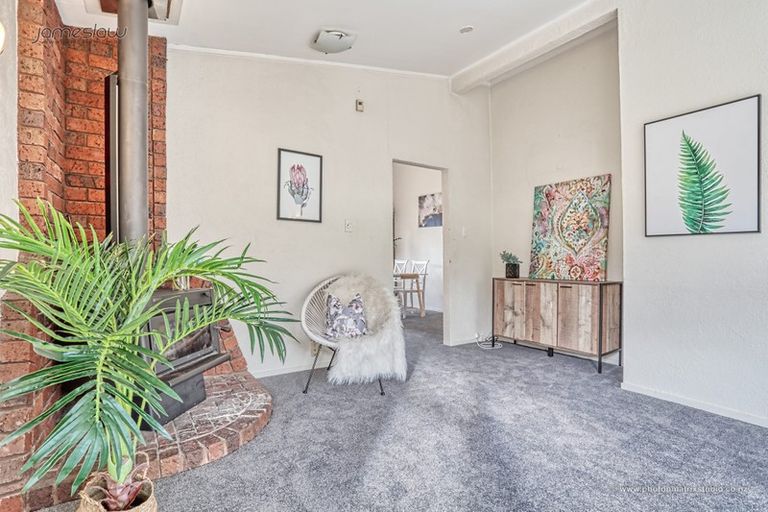 Photo of property in 28 Reynella Drive, Massey, Auckland, 0614