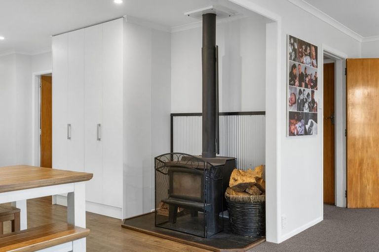 Photo of property in 12 Tawa Street, Levin, 5510