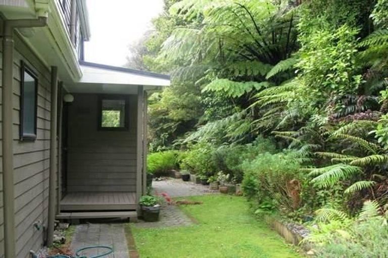 Photo of property in 30 Stanton Crescent, Karoro, Greymouth, 7805