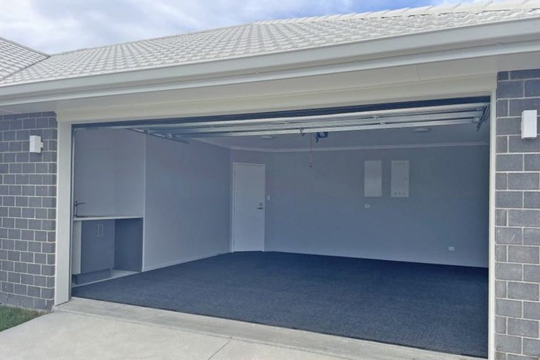 Photo of property in 14 George Yee Place, Taradale, Napier, 4112
