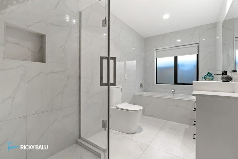 Photo of property in 17 Hard Beech Street, Takanini, 2110