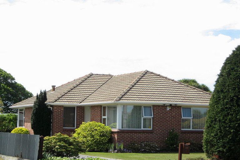 Photo of property in 57 Daniels Road, Redwood, Christchurch, 8051