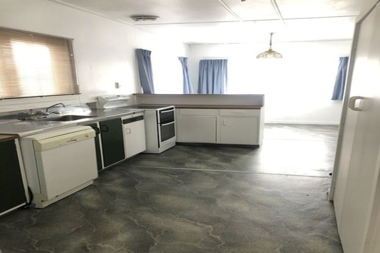 Photo of property in 51 Whitford Park Road, Whitford, Howick, 2571