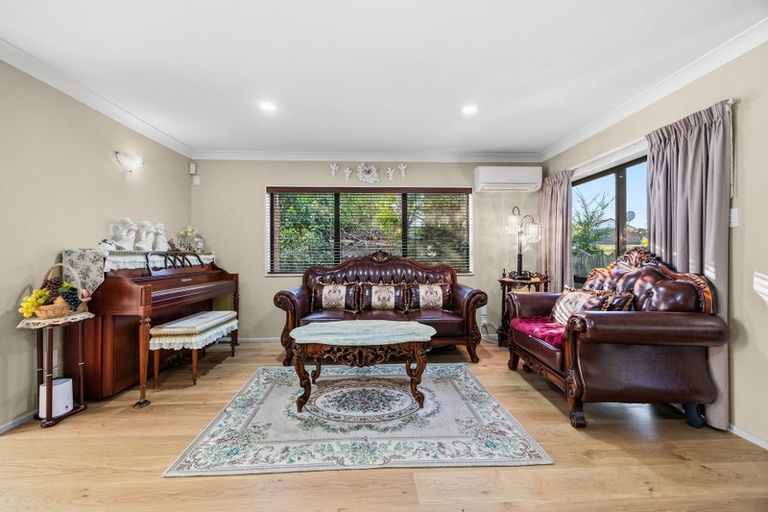 Photo of property in 379 Hobsonville Road, Hobsonville, Auckland, 0618