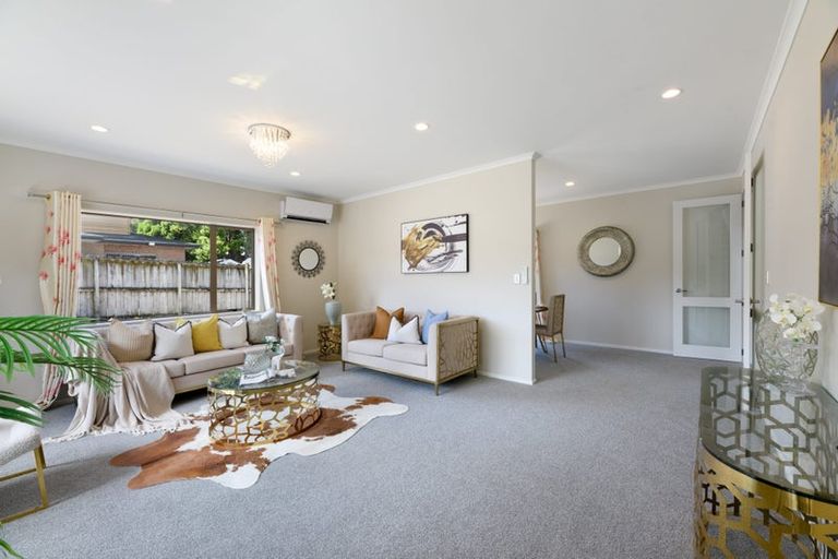 Photo of property in 10b Lincoln Road, Henderson, Auckland, 0610