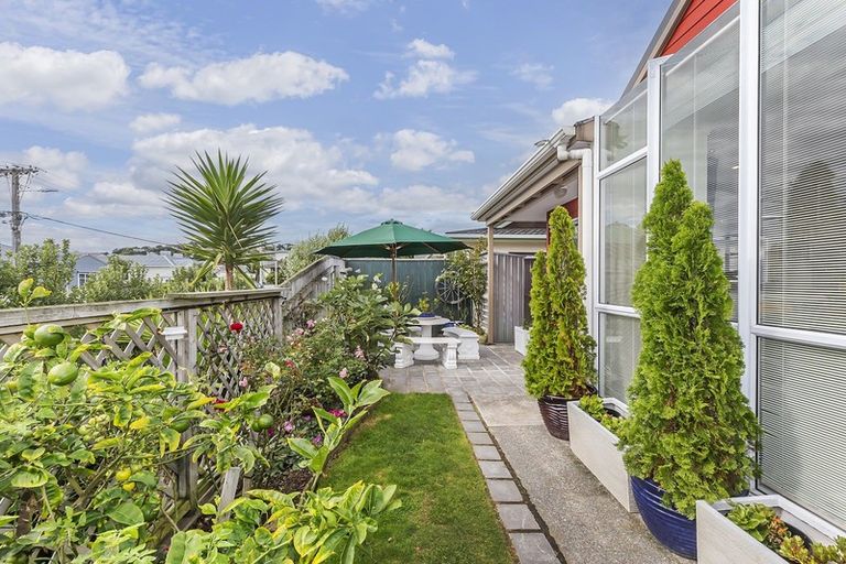 Photo of property in 16 Tahi Street, Miramar, Wellington, 6022