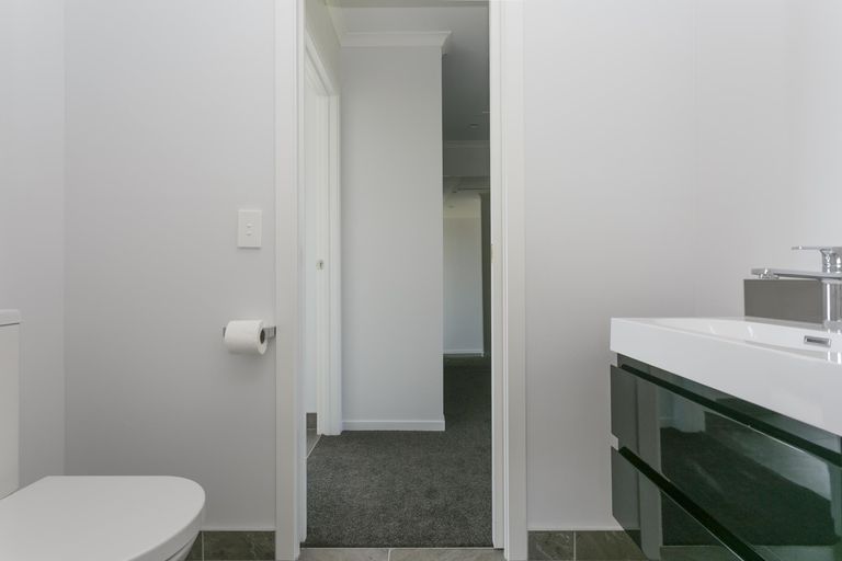 Photo of property in 9 Okaia Drive, Kinloch, Taupo, 3377