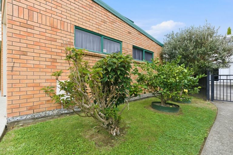 Photo of property in 32 Vale Street, Otumoetai, Tauranga, 3110