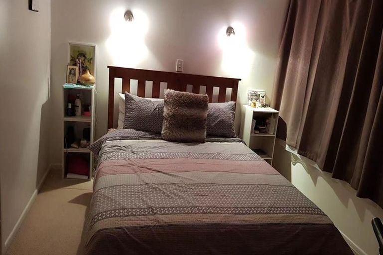 Photo of property in 1/7 Evelyn Place, Hillcrest, Auckland, 0627