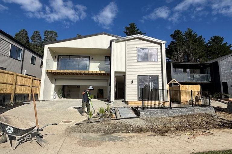 Photo of property in 244b West Hoe Heights, Orewa, 0931