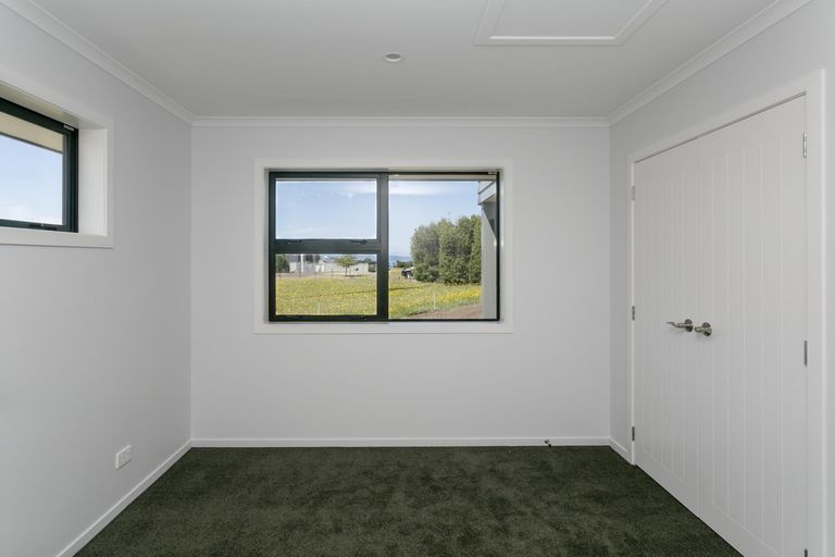 Photo of property in 9 Okaia Drive, Kinloch, Taupo, 3377