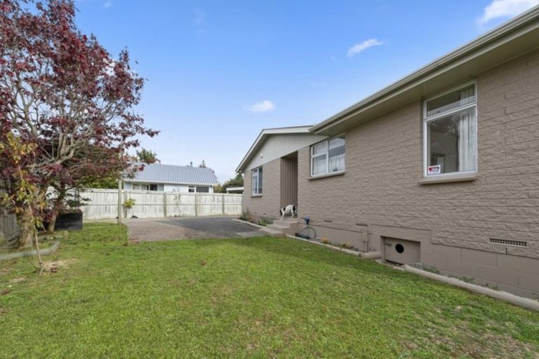 Photo of property in 40 Tania Crescent, Western Heights, Rotorua, 3015