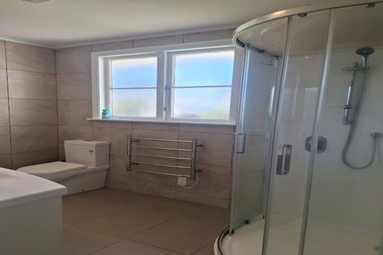 Photo of property in 18 Craig Grove, Elderslea, Upper Hutt, 5018