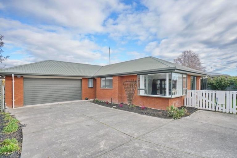 Photo of property in 23a Seddon Street, Rangiora, 7400