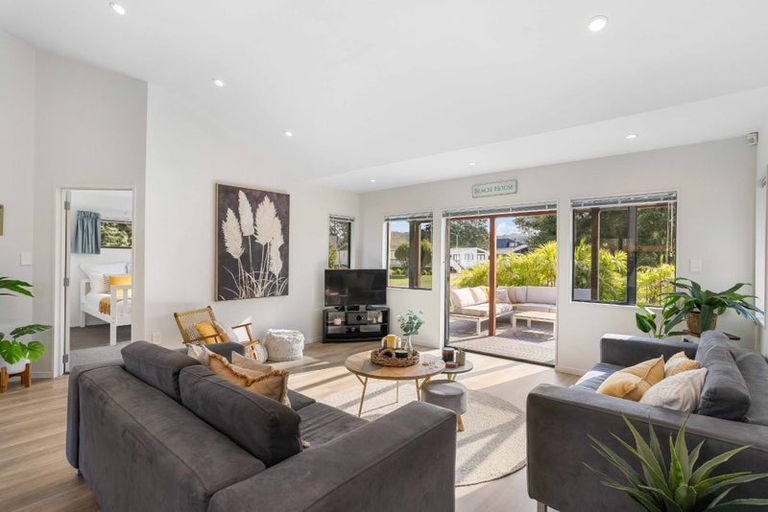 Photo of property in 13 Given Grove, Pauanui, Hikuai, 3579