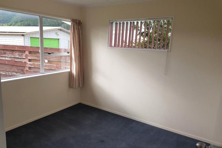 Photo of property in 10 Twickenham Street, Wainuiomata, Lower Hutt, 5014