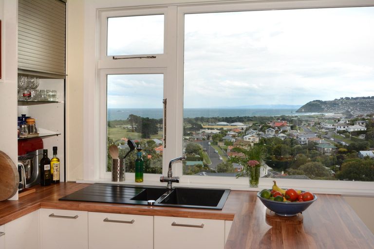 Photo of property in 40 Tomahawk Road, Andersons Bay, Dunedin, 9013