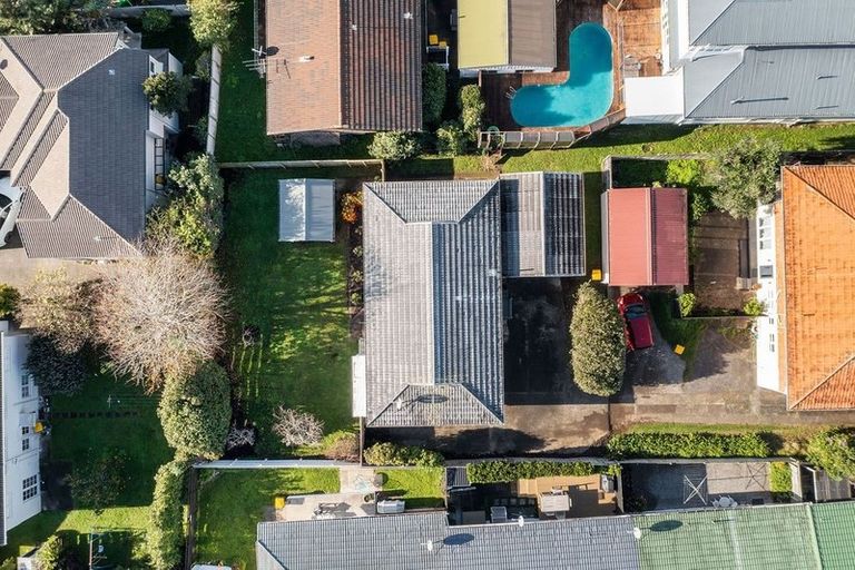 Photo of property in 2/9 Esmonde Road, Takapuna, Auckland, 0622