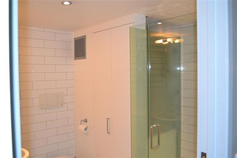 Photo of property in The Capital, 11/370 Oriental Parade, Oriental Bay, Wellington, 6011