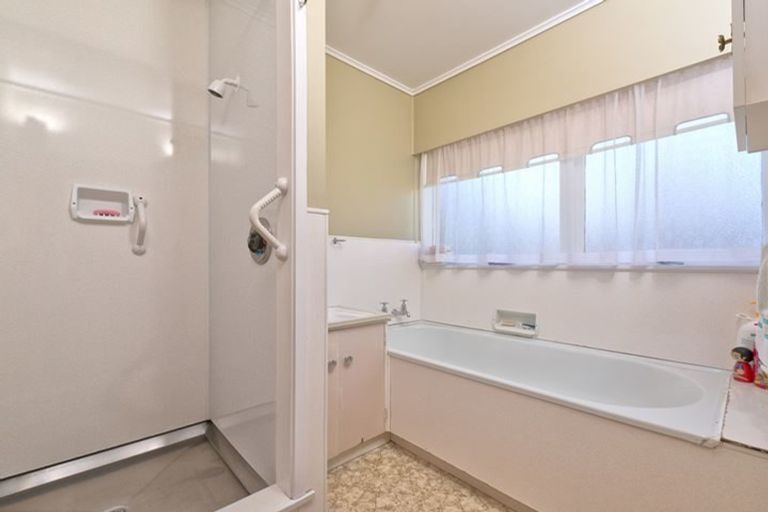 Photo of property in 3/54 Great South Road, Manurewa, Auckland, 2102