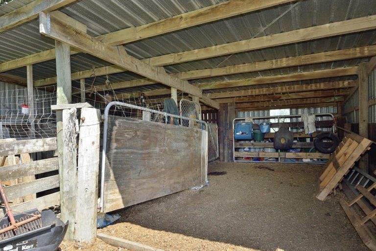 Photo of property in 72 Main Road, Makaraka, Gisborne, 4010