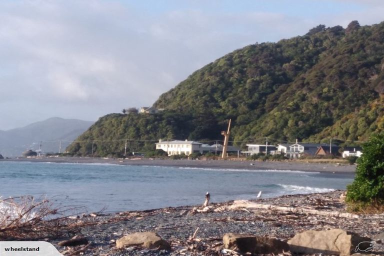 Photo of property in 465 Muritai Road, Eastbourne, Lower Hutt, 5013