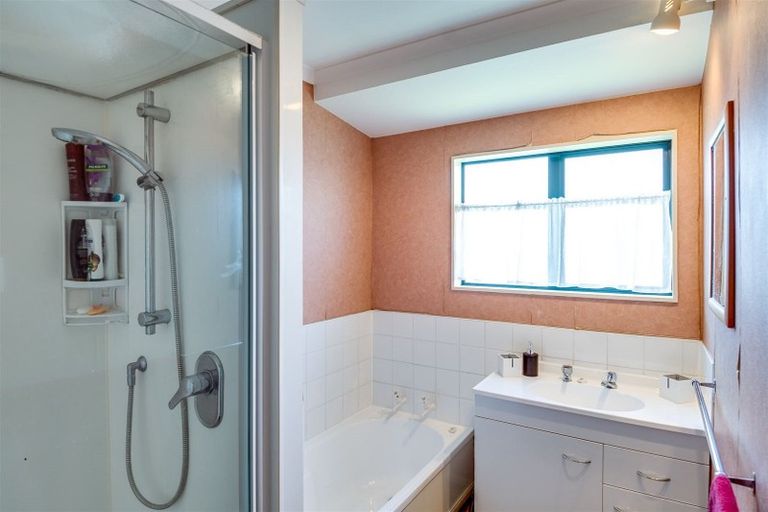 Photo of property in 101a Te Mata Road, Havelock North, 4130