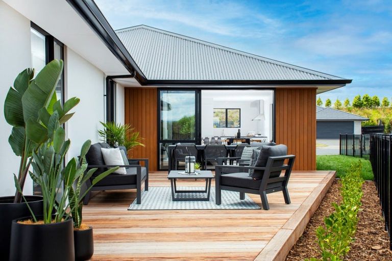 Photo of property in 32 Blacklock Road, Pyes Pa, Tauranga, 3112