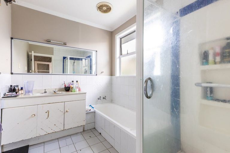 Photo of property in 150 Seaview Road, Westown, New Plymouth, 4310