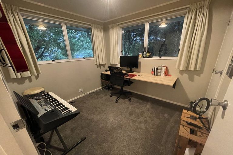 Photo of property in 1 Grant Place, Awapuni, Palmerston North, 4412