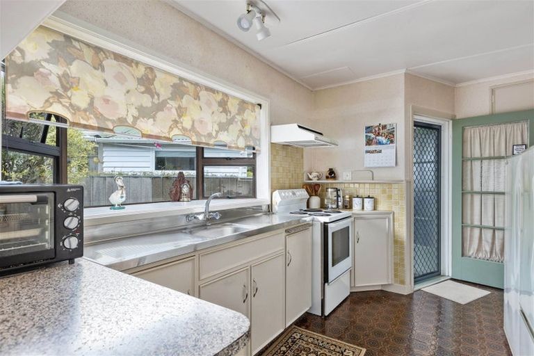 Photo of property in 89 Kent Street, Carterton, 5713