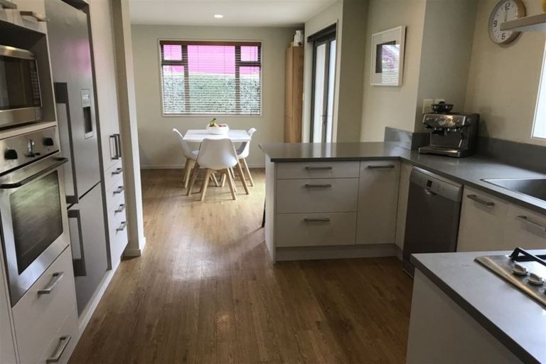 Photo of property in 24 Brockworth Place, Riccarton, Christchurch, 8011