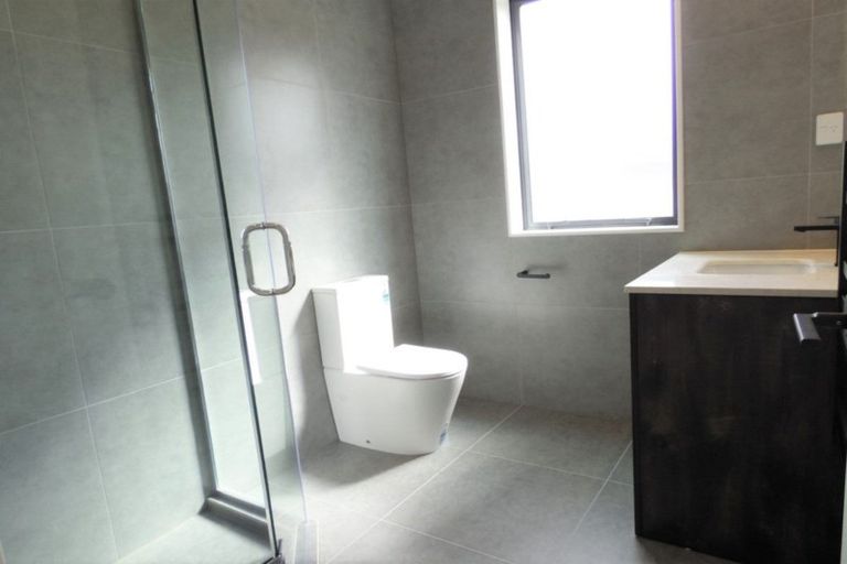 Photo of property in 13 Habitat Place, Hobsonville, Auckland, 0616