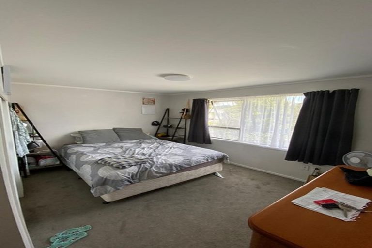 Photo of property in 37 Bayview Road, Bayview, Auckland, 0629