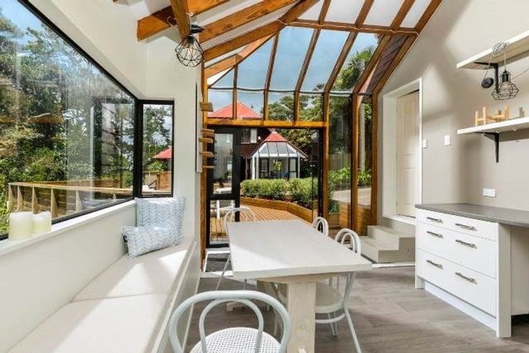 Photo of property in 25 Austin Road, Greenhithe, Auckland, 0632