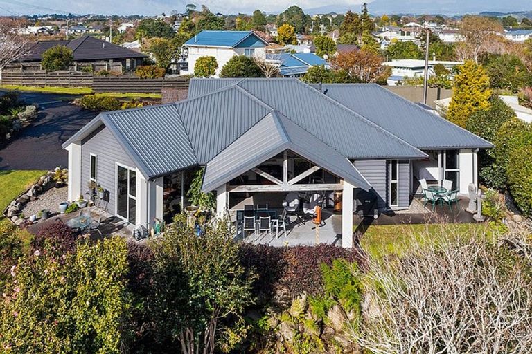 Photo of property in 184b Seaview Road, Westown, New Plymouth, 4310