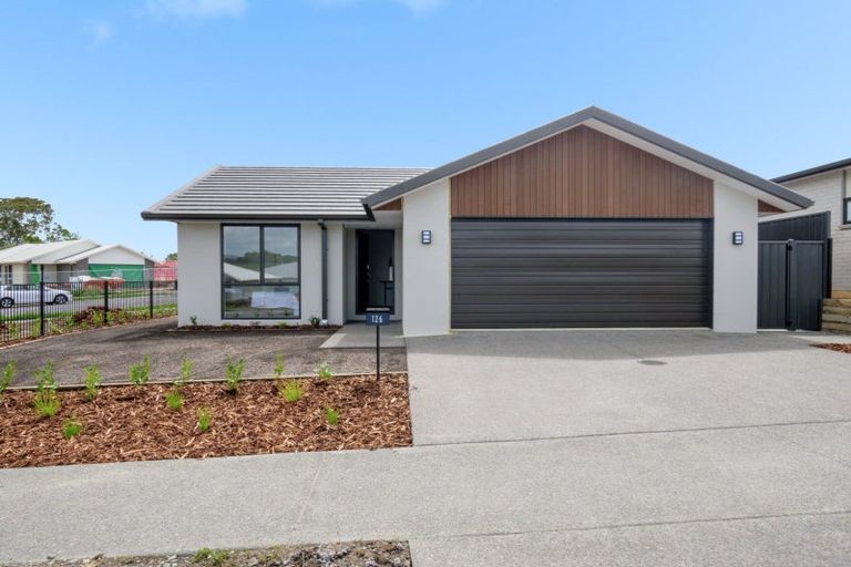 Photo of property in 126 Sentinel Avenue, Omokoroa, 3114