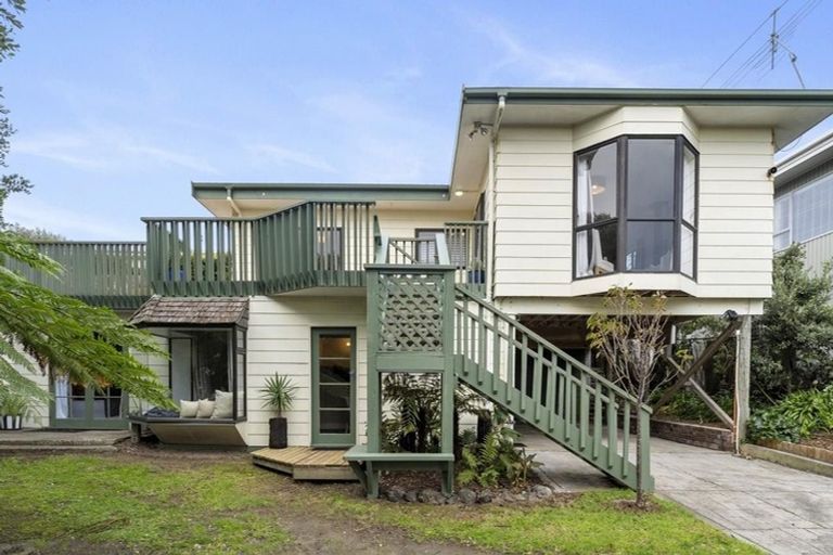 Photo of property in 18 Webber Street, Paraparaumu Beach, Paraparaumu, 5032