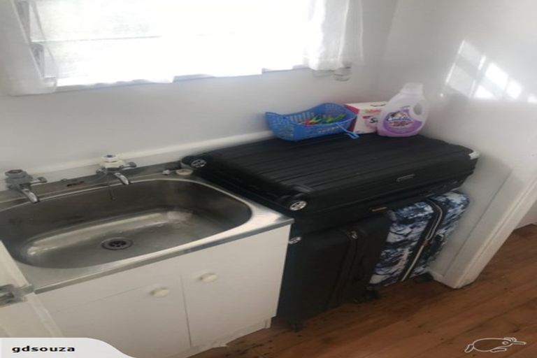 Photo of property in 4/49 Miro Street, New Lynn, Auckland, 0600